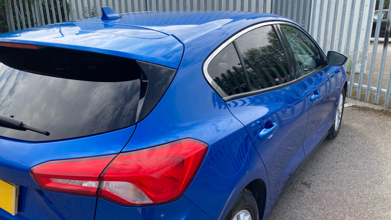 Ford Focus 1.0 EcoBoost 125 Titanium 5dr Petrol Hatchback